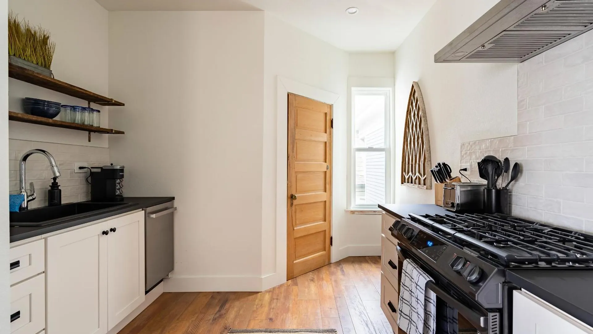 Apartment Stay Portland Collection - Historically Renovated 3Br Steps From Nw 23Rd